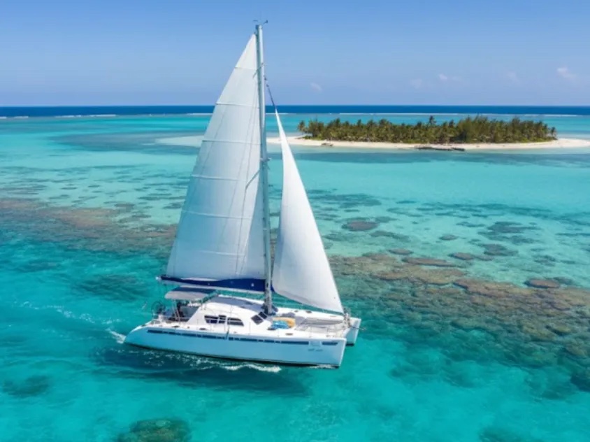 Bubble boat rentals Florida MIAMI Florida  Sailing Catamaran Sailing Catamaran 1990 48 