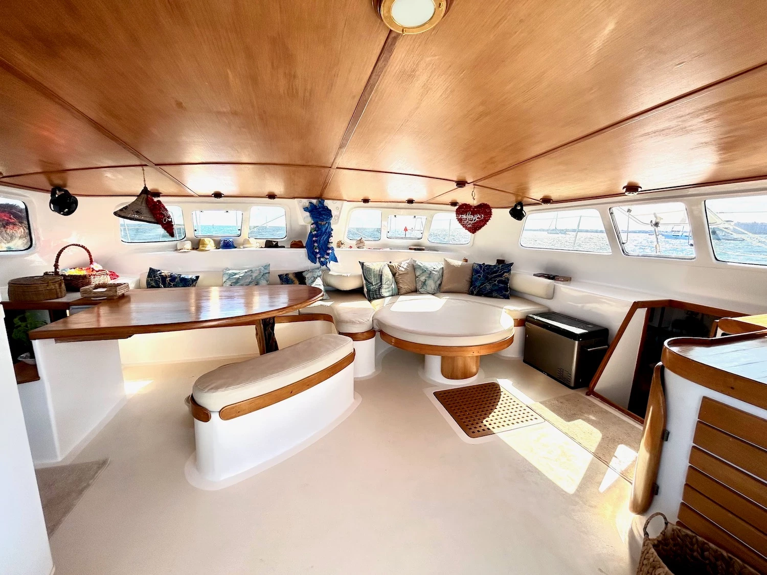   boat rentals Florida MIAMI Florida  Sailing Catamaran Sailing Catamaran 1990 48 