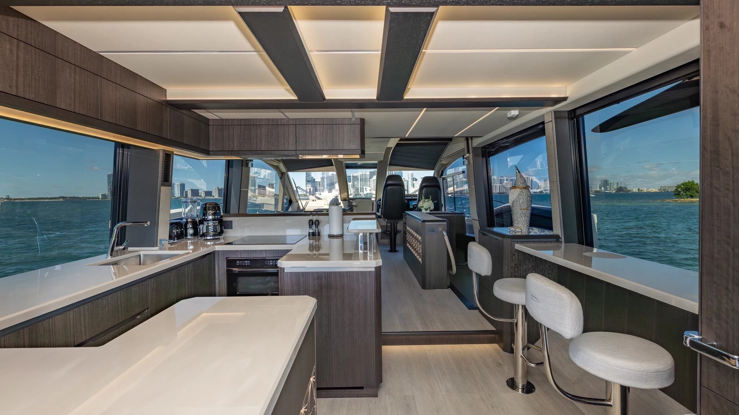   boat rentals Florida KEY BISCAYNE Florida  Galeon 640 Fly 2023 68 