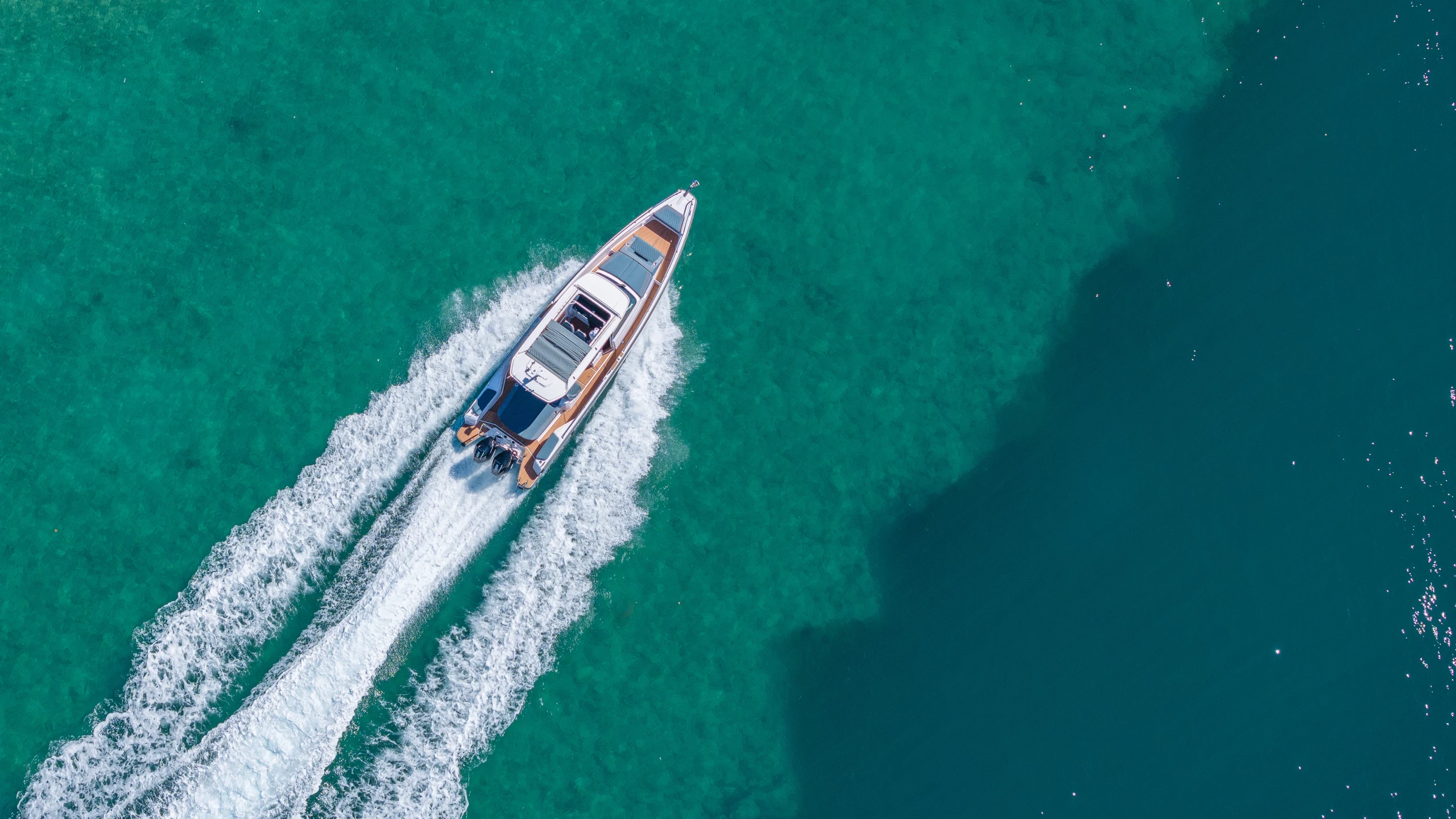   boat rentals Florida MIAMI BEACH Florida  Axopar 38 Sun-Top 2025 38 