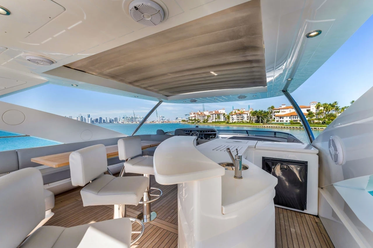   boat rentals Florida MIAMI BEACH Florida  Sunseeker 96 Yacht 2015 96 