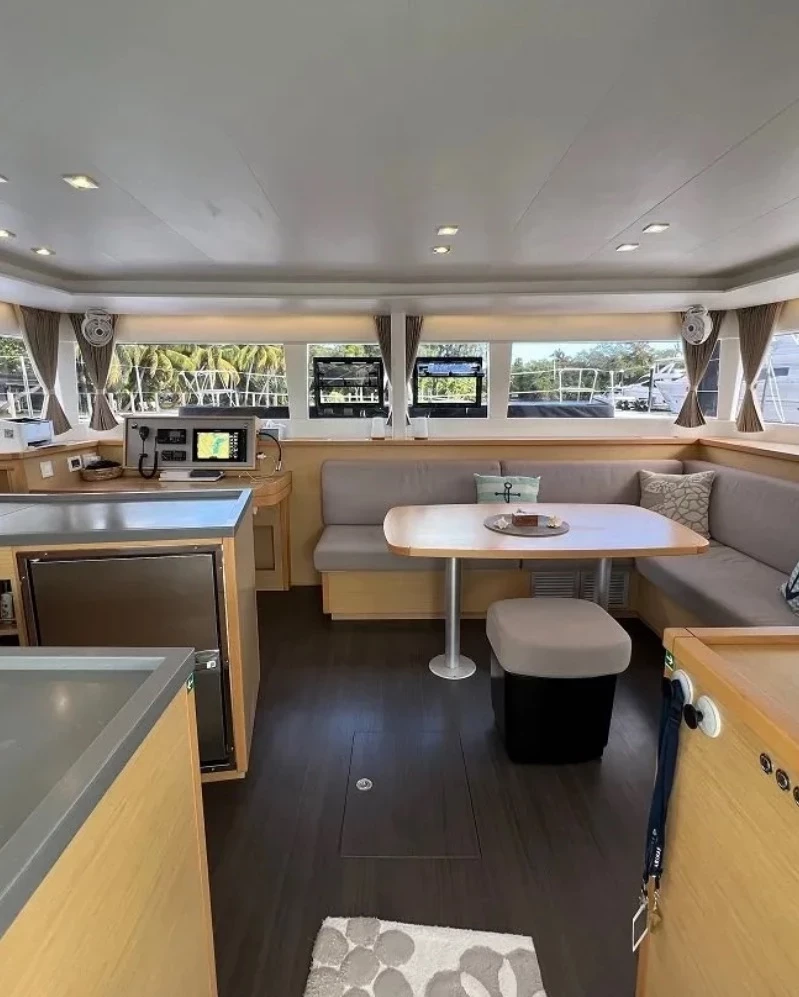   boat rentals Florida KEY WEST Florida  Lagoon 450F 2018 45 