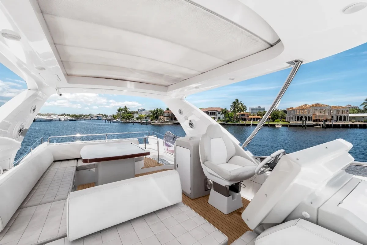  boat rentals Florida FORT LAUDERDALE Florida  Azimut 64 Flybridge 2013 64 