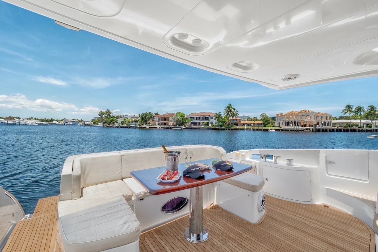   boat rentals Florida FORT LAUDERDALE Florida  Azimut 64 Flybridge 2013 64 