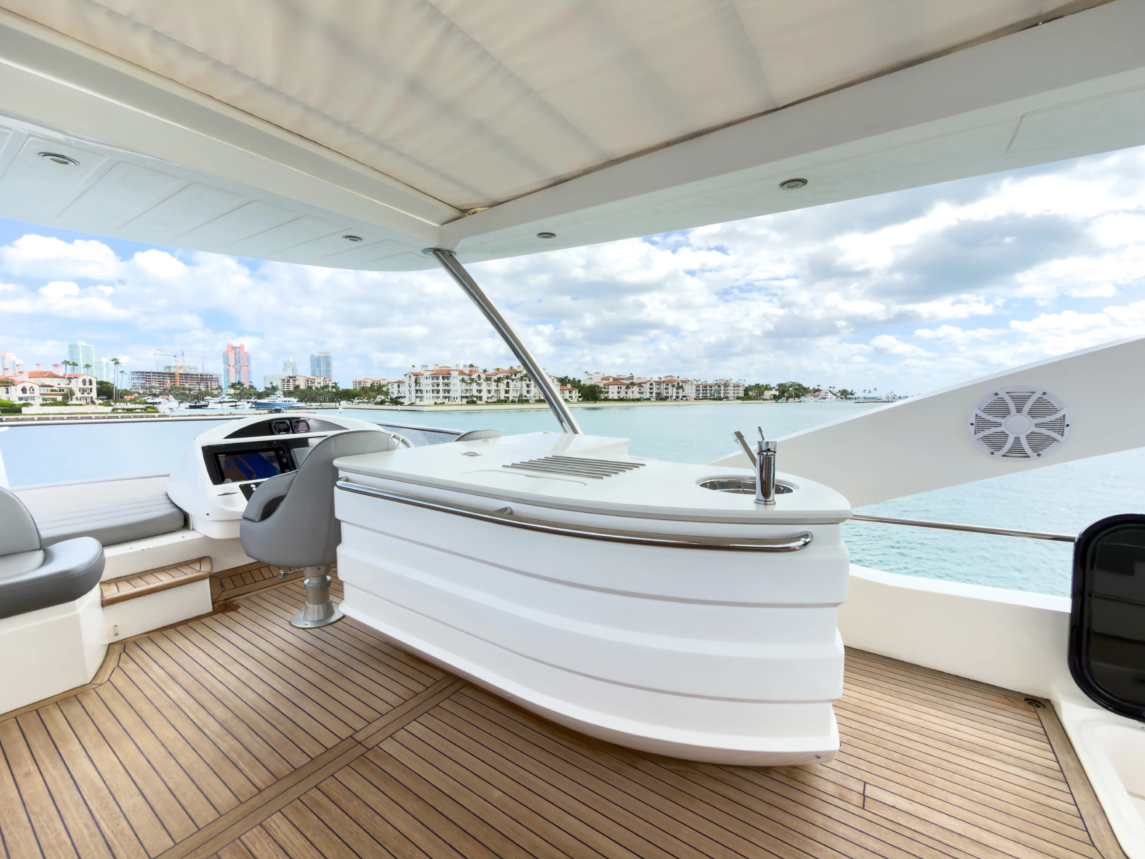   boat rentals Florida MIAMI BEACH Florida  Sunseeker 80 Yacht 2014 80 