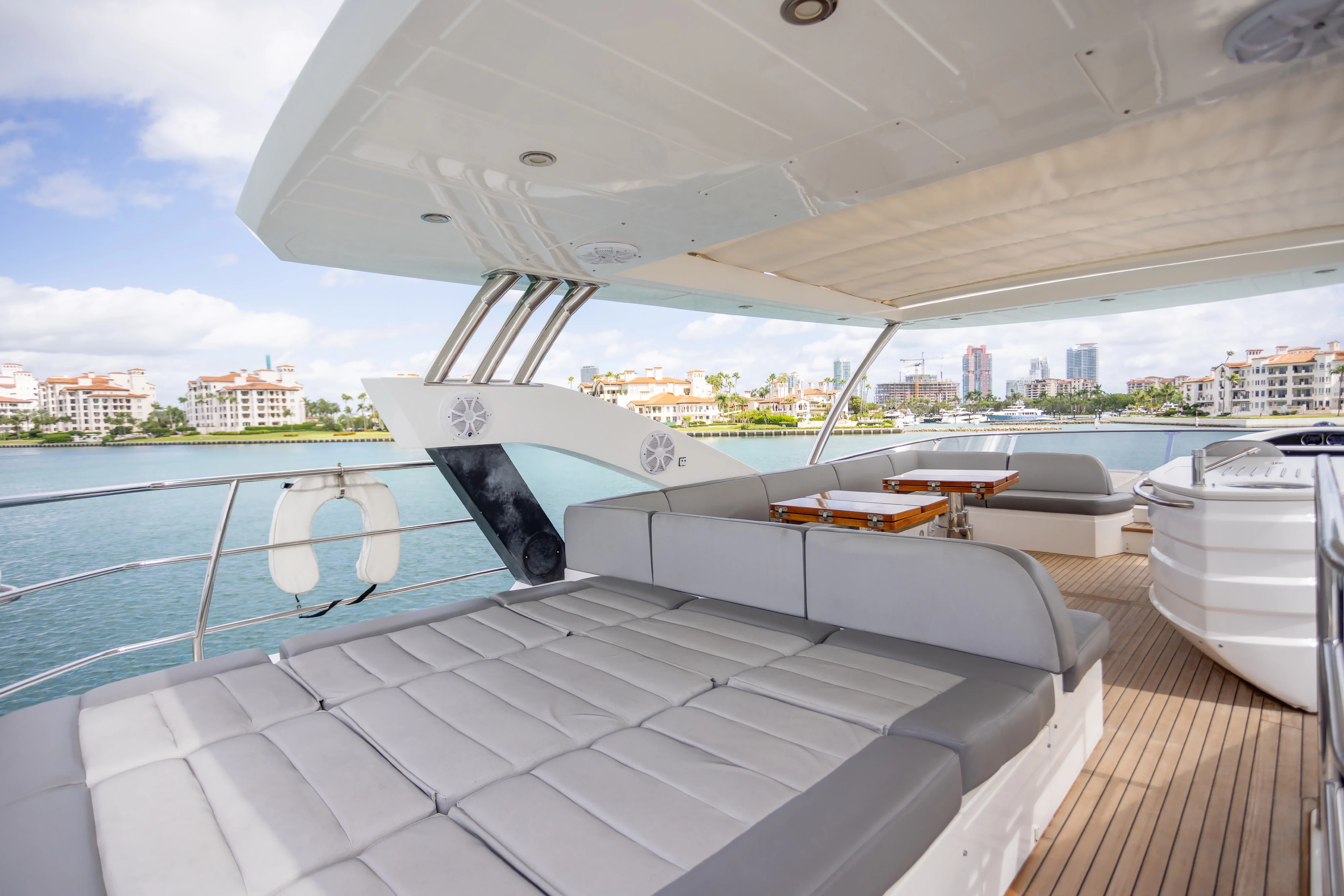   boat rentals Florida MIAMI BEACH Florida  Sunseeker 80 Yacht 2014 80 