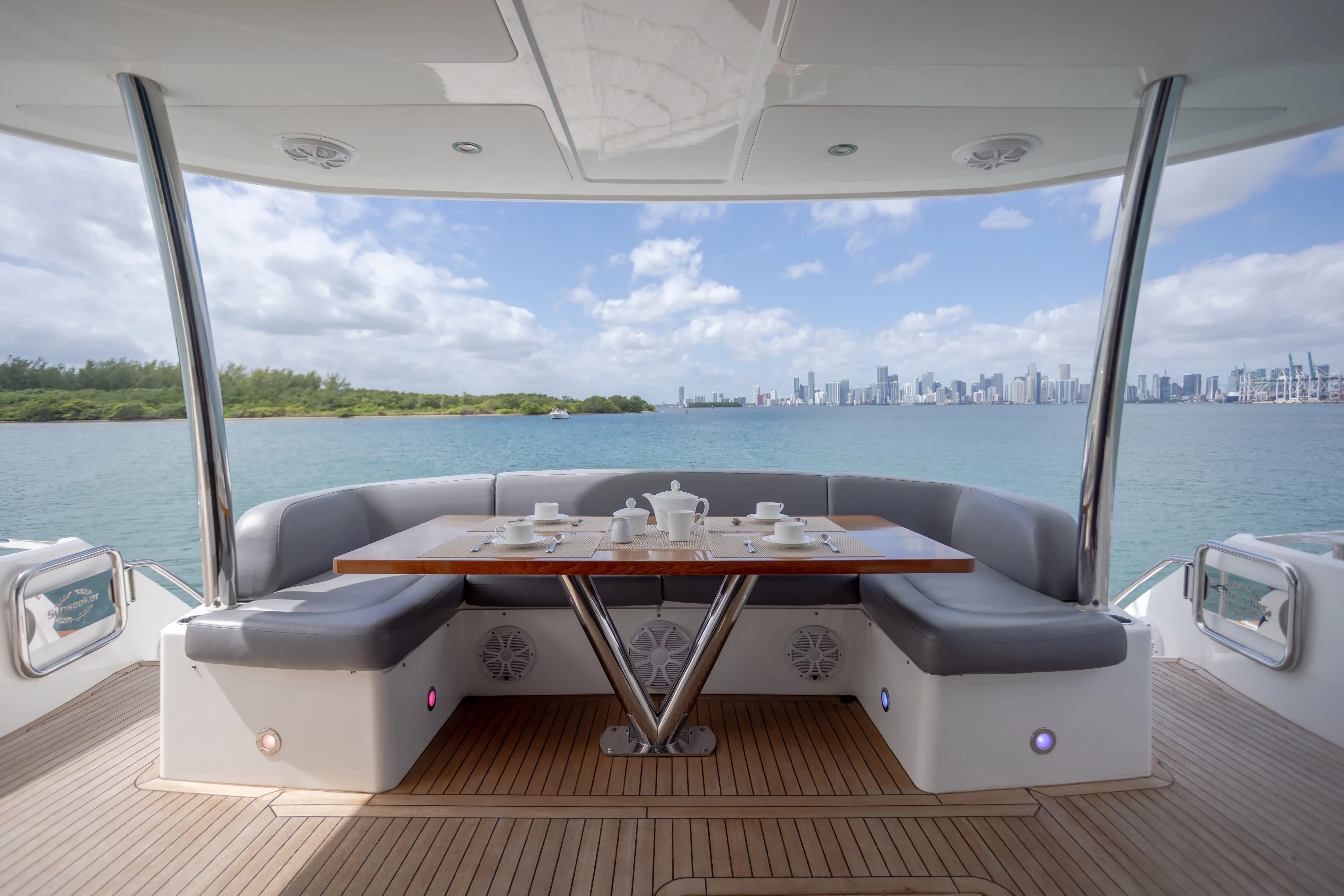   boat rentals Florida MIAMI BEACH Florida  Sunseeker 80 Yacht 2014 80 