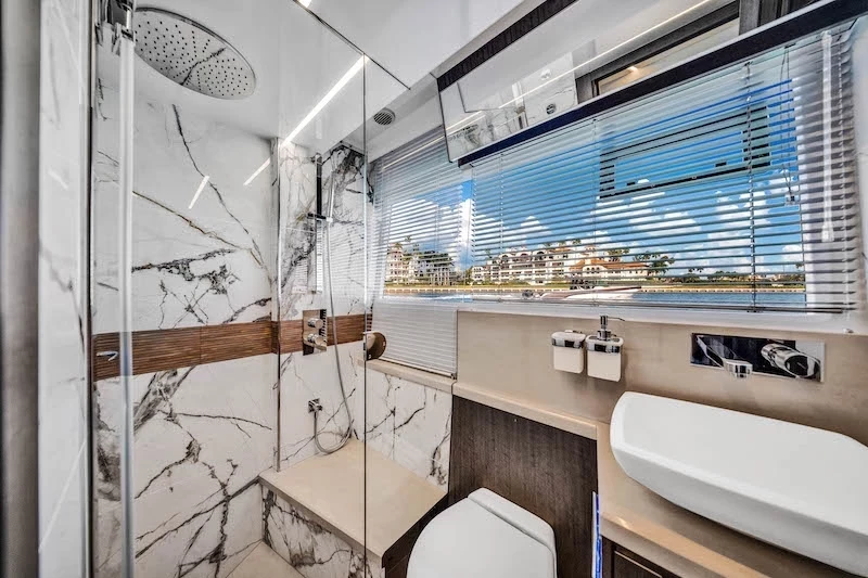   boat rentals Florida MIAMI Florida  Galeon 640 Fly 2025 68 