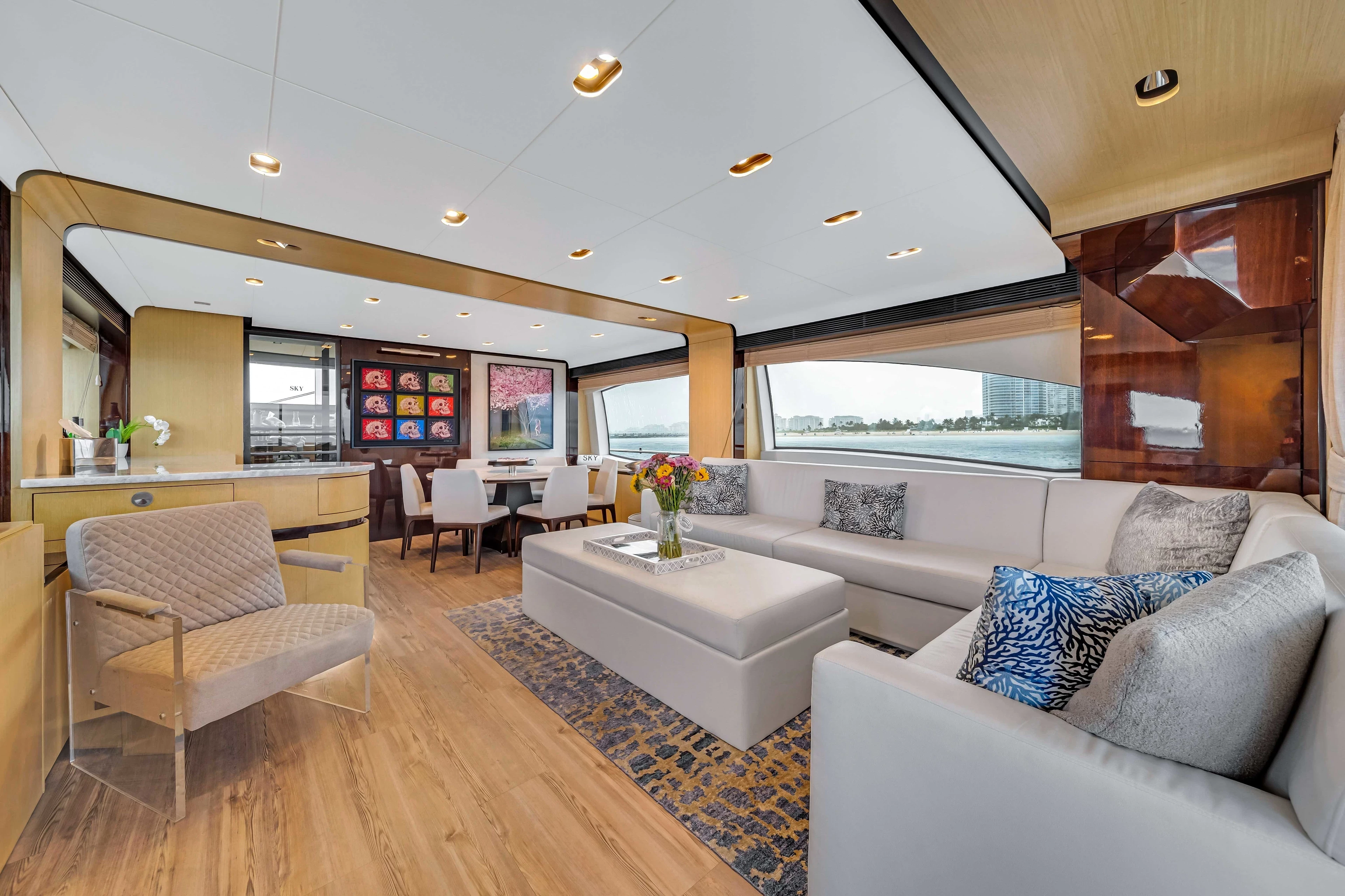   boat rentals Florida MIAMI Florida  Azimut 84 Flybridge 2014 84 