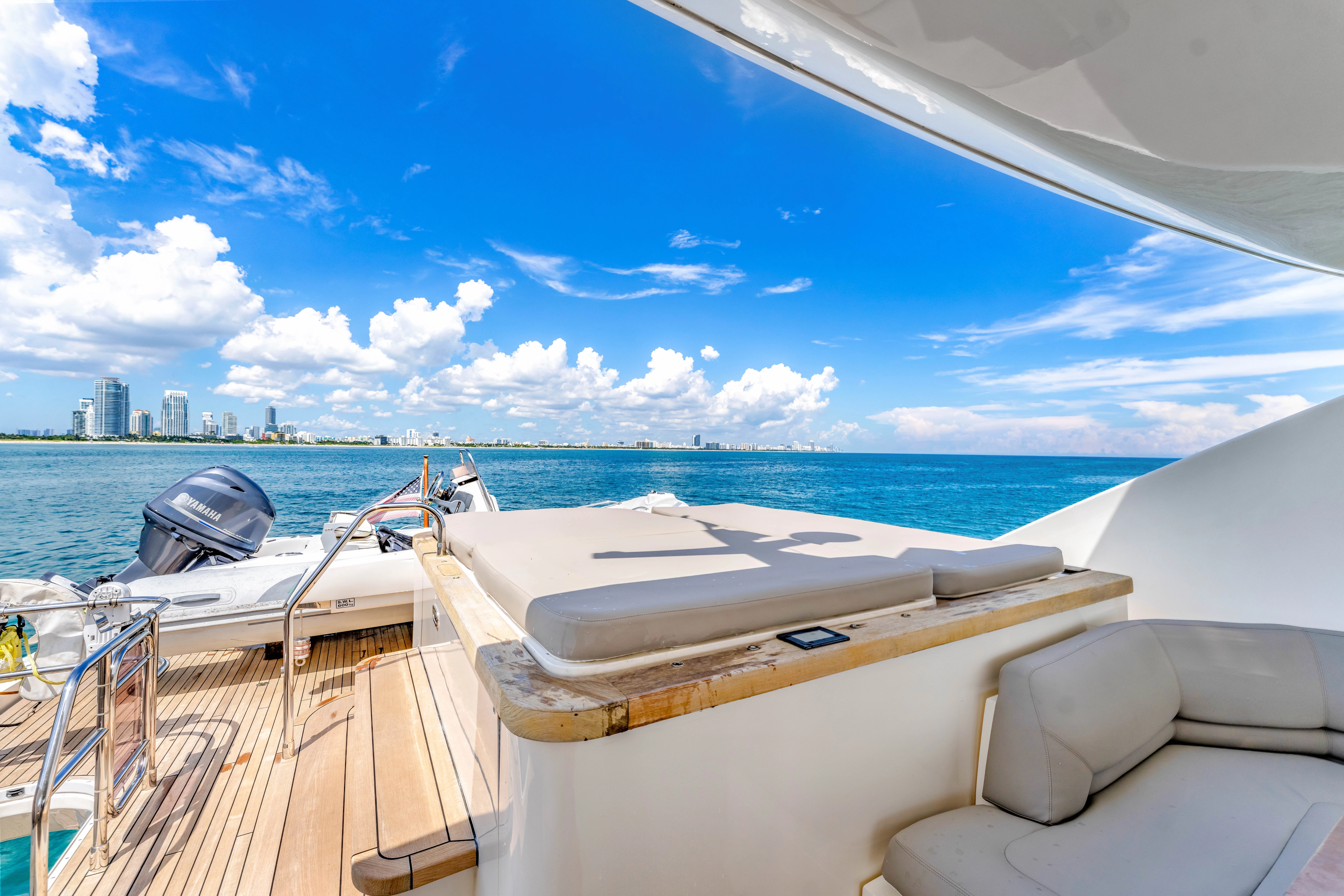   boat rentals Florida MIAMI Florida  Princess 88 Jacuzzi 2014 88 
