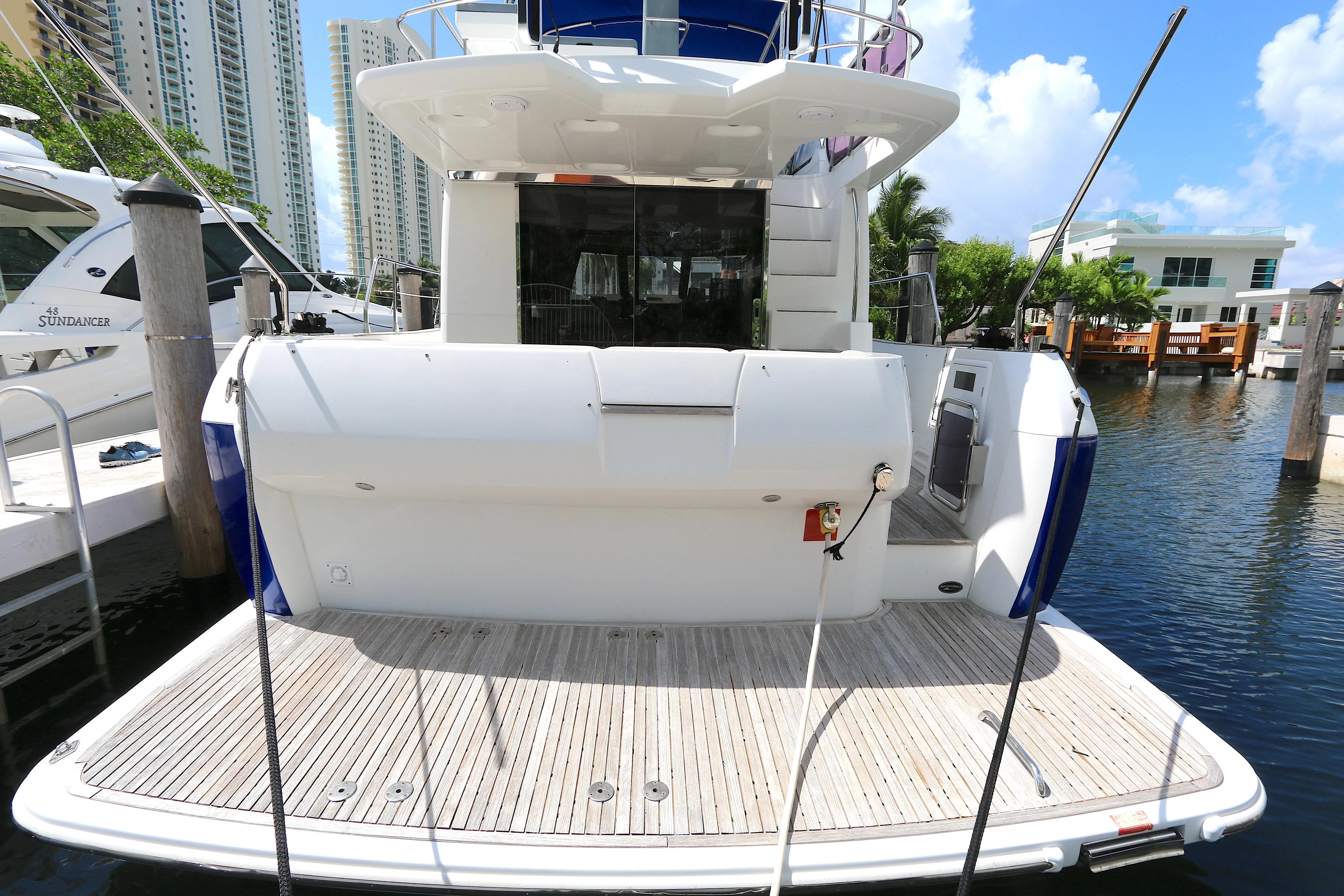   boat rentals Florida MIAMI BEACH Florida  Azimut Magellano 43 Flybridge 2014 45 
