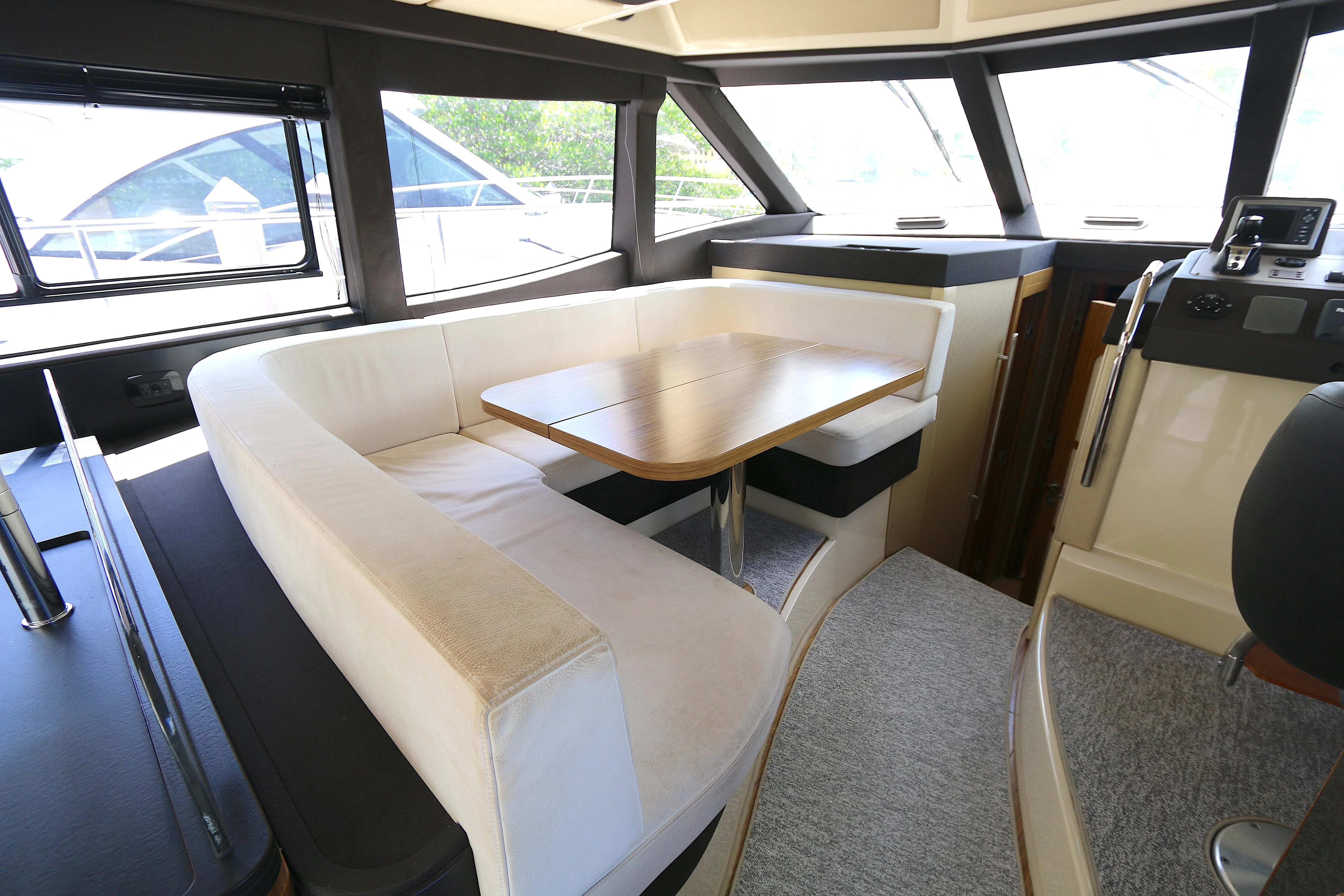   boat rentals Florida MIAMI BEACH Florida  Azimut Magellano 43 Flybridge 2014 45 
