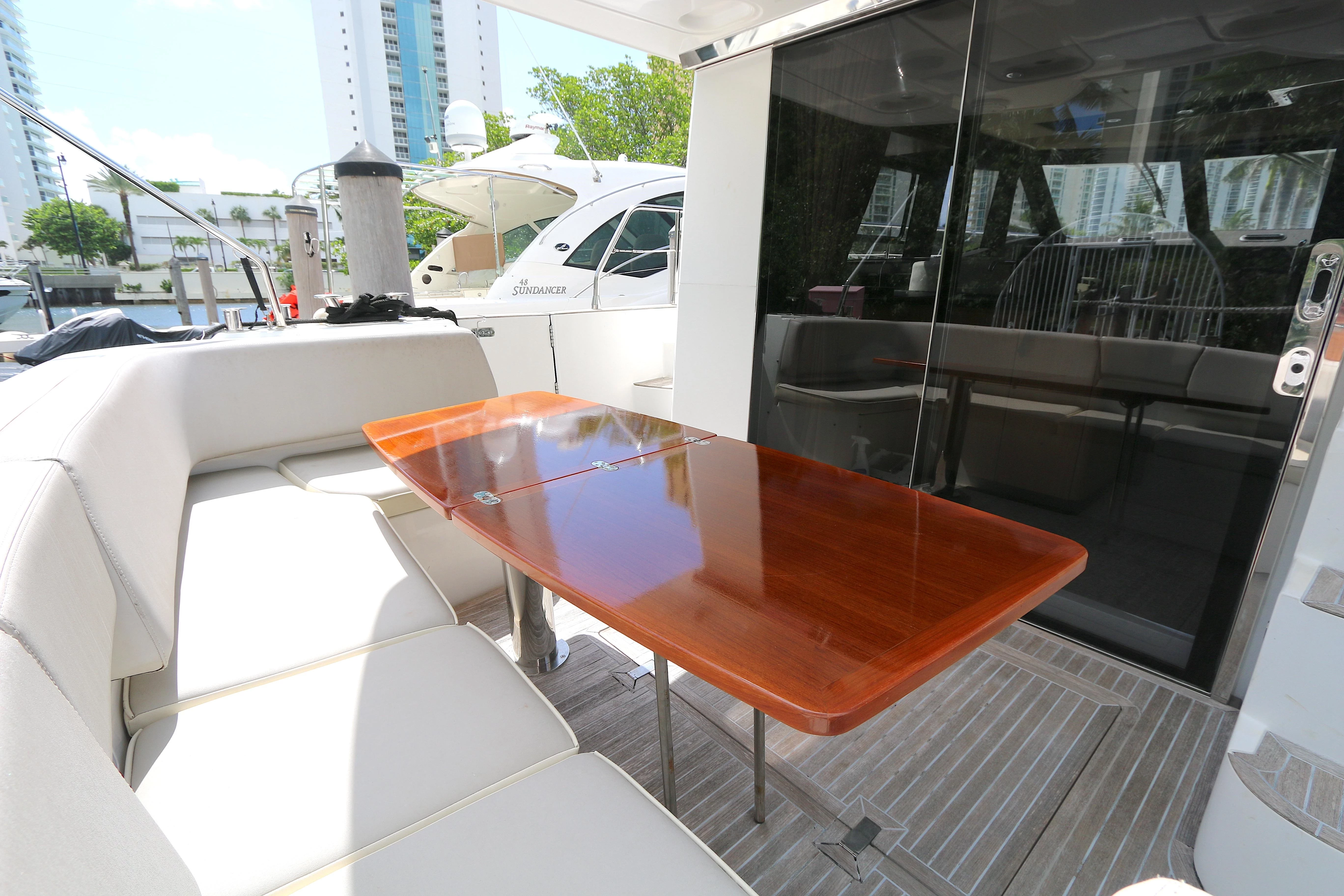   boat rentals Florida MIAMI BEACH Florida  Azimut Magellano 43 Flybridge 2014 45 