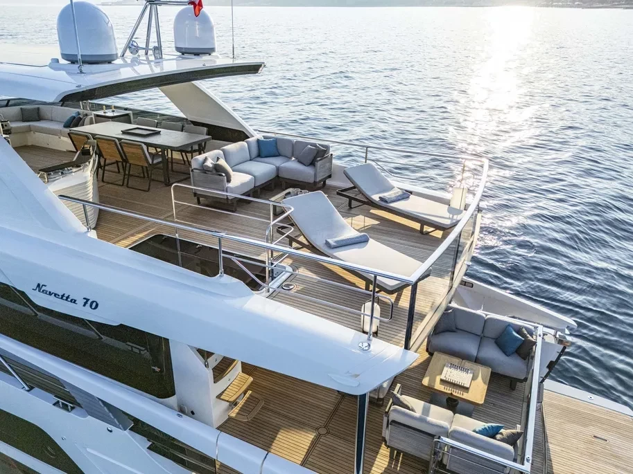   boat rentals California coastal city California  Flybridge Navetta 70 2026 70 