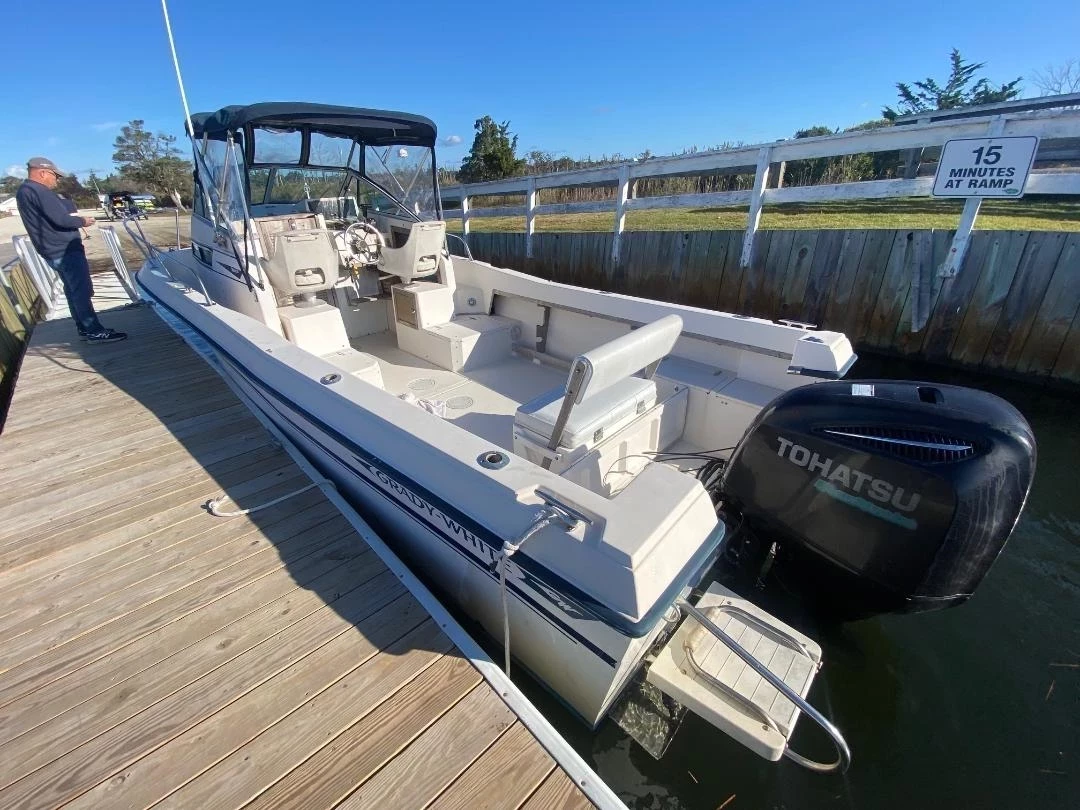   boat rentals New York BAYPORT New York  Grady White Offshore 1989 25 