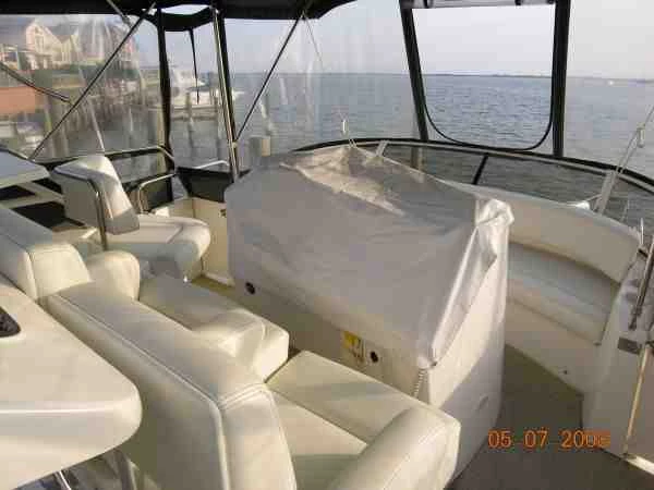  boat rentals    Reynolds Channel Long Beach Silverton Motor Yacht 352 2000 35 