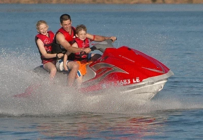  boat rentals California Redding California  Yamaha Waverunner VX110  10 Feet 