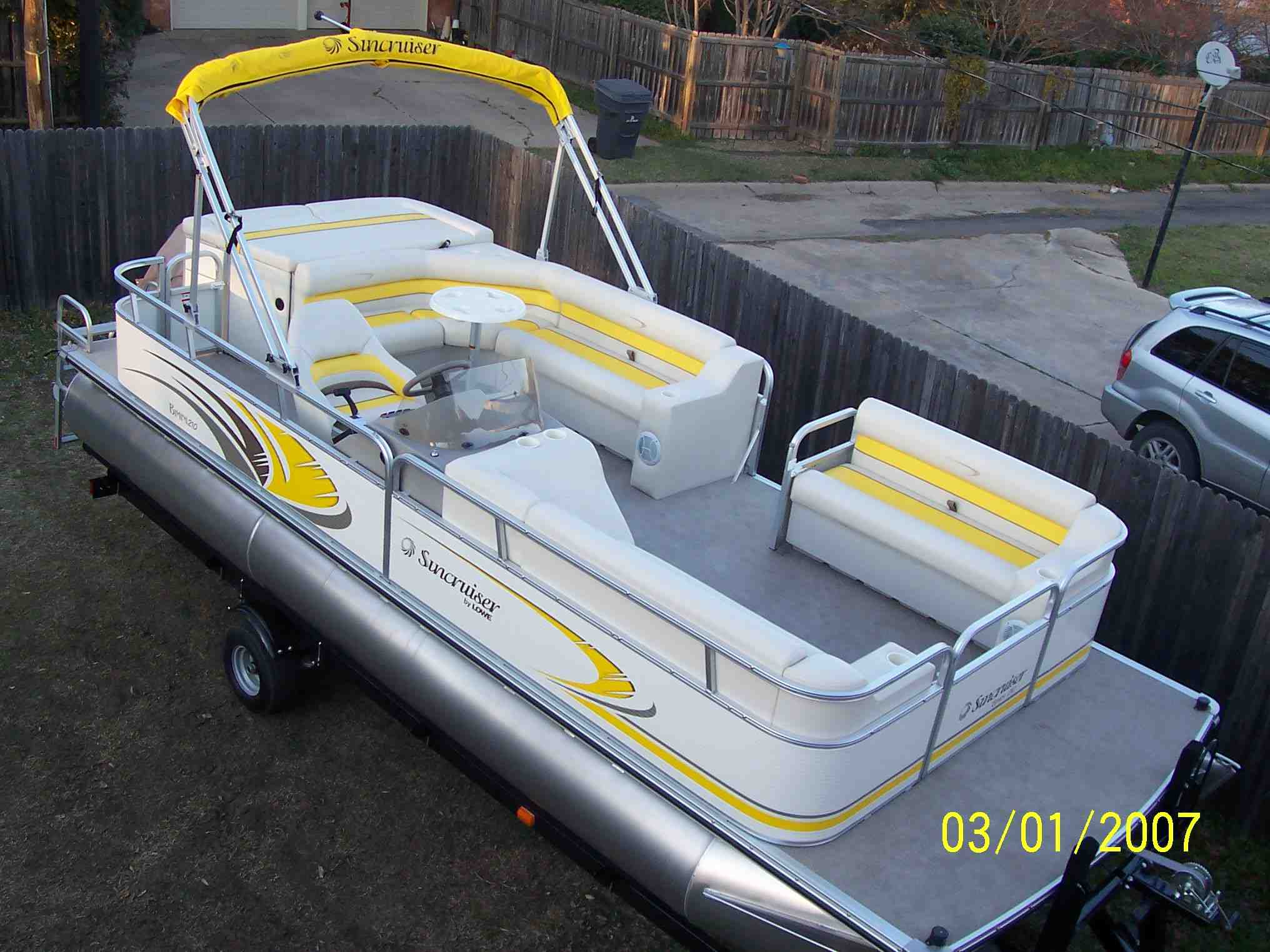  boat rentals Texas Dallas Texas  Suncruiser Bimini 210 2007 21 Feet 