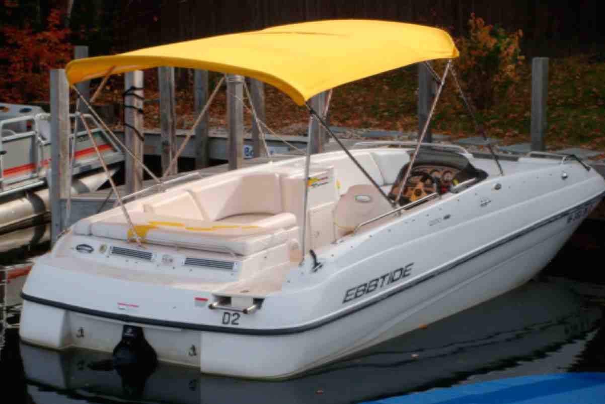 funcruise boat rentals New Hampshire Wolfeboro New Hampshire  Ebbtide 2006 Deckboat 2006 21 Feet 